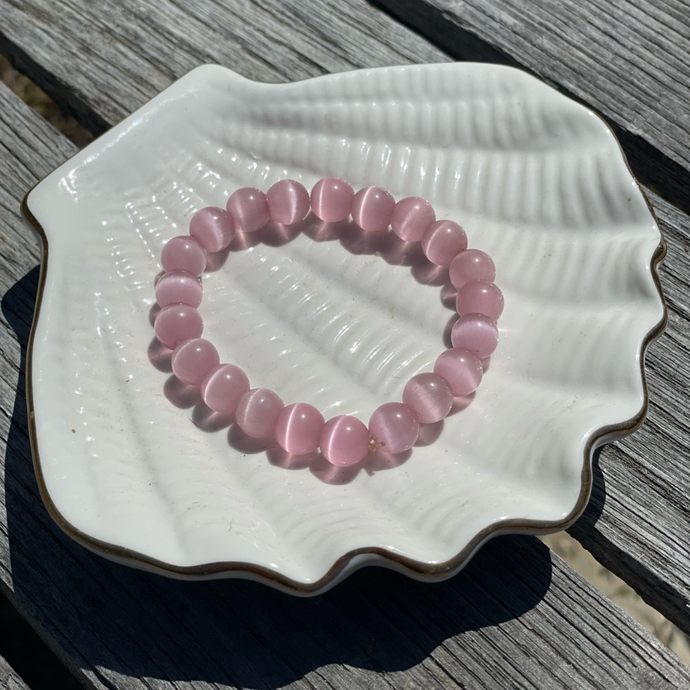 Beautiful Pink Cats Eye Bracelet